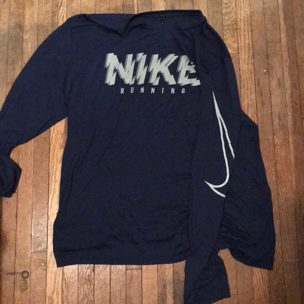 Men’s size XL Nike Long sleeve tee